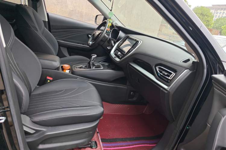 Used JETOUR X70M 2022 1.5T Manual Advanced Partner 7-Seater Right Front Seat
