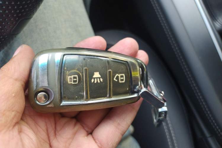 Used JETOUR X70M 2022 1.5T Manual Advanced Partner Version 5 Seats Vehicle Key