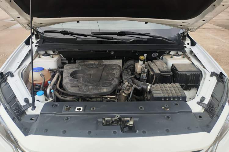 Used JETOUR X70M 2022 1.5T Manual Advanced Partner Version 5 Seats Engine Bay