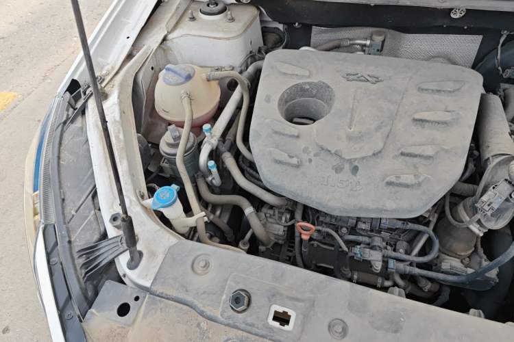 Used JETOUR X70M 2022 1.5T Manual Advanced Partner 7-Seater Engine Bay Right