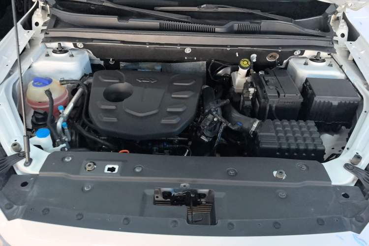 Used JETOUR X70M 2022 1.5T Manual Advanced Partner 7-Seater Engine Bay
