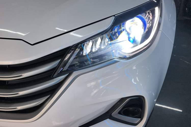 Used JETOUR X70M 2022 1.5T Manual Advanced Partner 7-Seater Left Front Headlight
