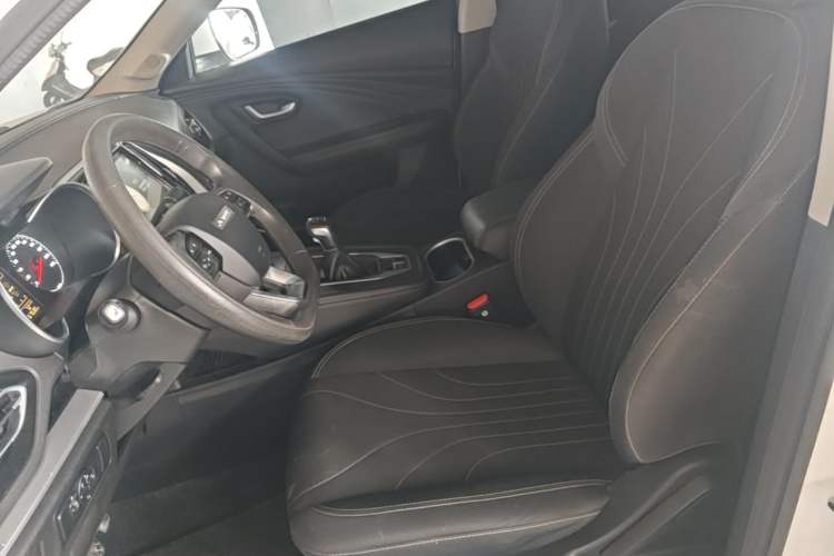 Used JETOUR X70M 2022 1.5T Manual Advanced Partner Version 5 Seats Left Front Seat