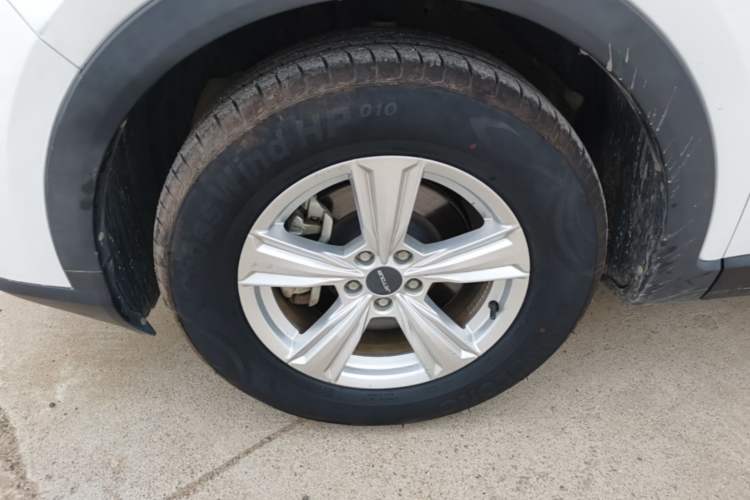 Used JETOUR X70M 2022 1.5T Manual Advanced Partner 7-Seater Left Front Wheel Hub