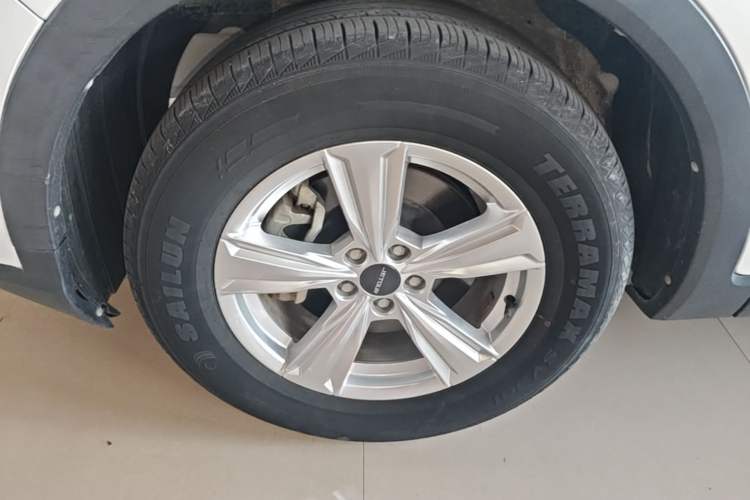 Used JETOUR X70M 2022 1.5T Manual Advanced Partner Version 5 Seats Left Front Wheel Hub