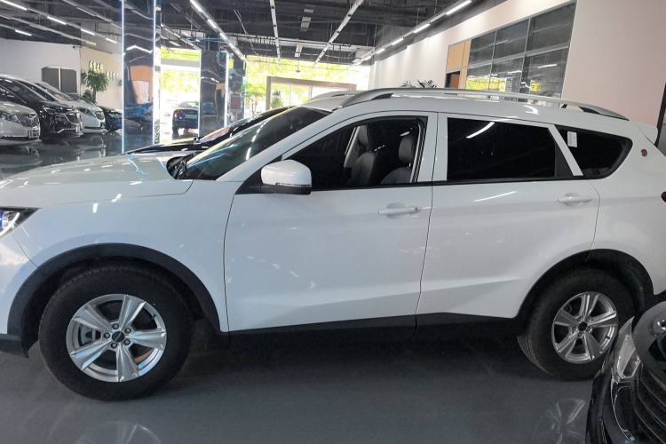 Used JETOUR X70M 2022 1.5T Manual Advanced Partner 7-Seater Left Side