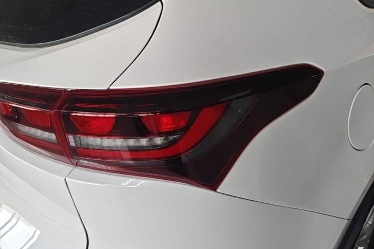 Used JETOUR X70M 2022 1.5T Manual Advanced Partner Version 5 Seats Right Rear Taillight