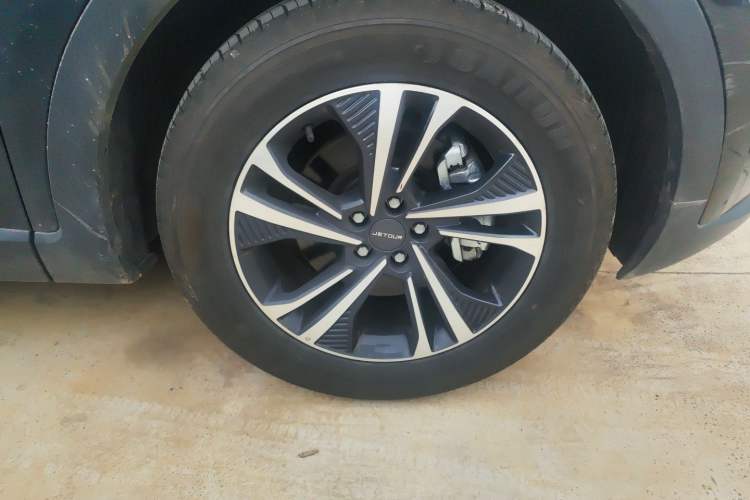 Used JETOUR X70S 2023 1.5T DCT Glory Edition 7-Seater Right Front Wheel Hub
