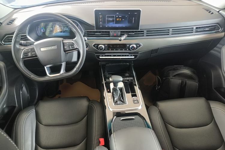 Used JETOUR X70S 2019 1.5T DCT Zhetu Edition 7 Seats Center Console