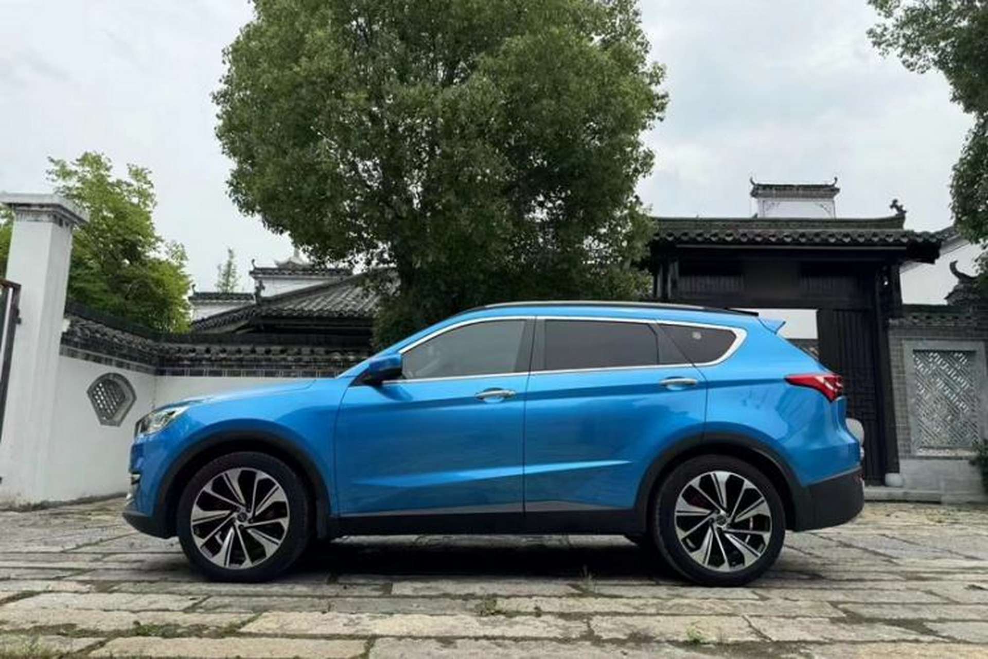 Used JETOUR X70S 2019 1.5T DCT Zhetu Edition 7 Seats Exterior 5