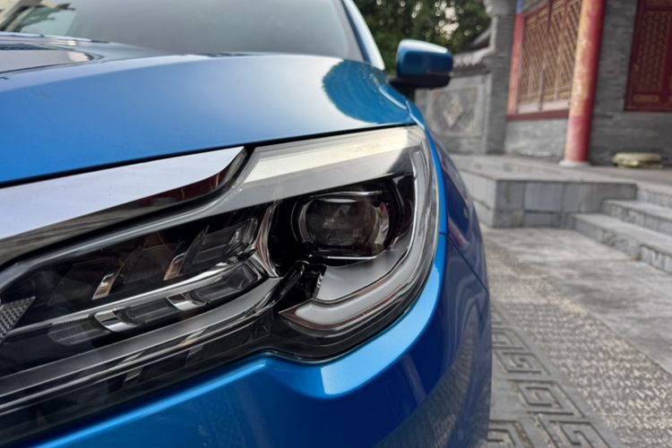 Used JETOUR X70S 2019 1.5T DCT Zhetu Edition 7 Seats Left Front Headlight