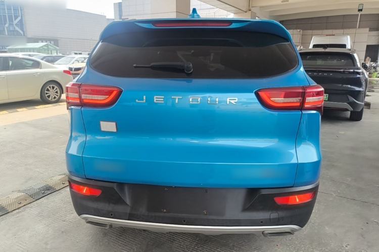 Used JETOUR X70S 2019 1.5T DCT Zhetu Edition 7 Seats Rear