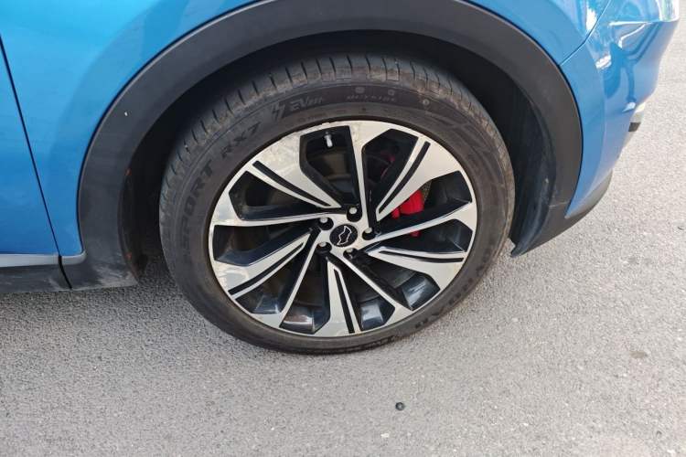 Used JETOUR X70S 2019 1.5T Automatic Tundra Version China V Standard Right Front Wheel Hub