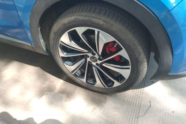 Used JETOUR X70S 2019 1.5T Automatic Tundra Version China V Standard Right Front Wheel Hub