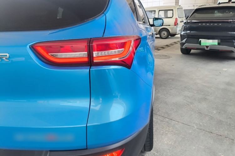 Used JETOUR X70S 2019 1.5T DCT Zhetu Edition 7 Seats Right Rear Taillight