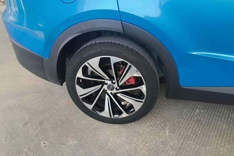 Used JETOUR X70S 2019 1.5T DCT Zhetu Edition 7 Seats Right Rear Wheel Hub