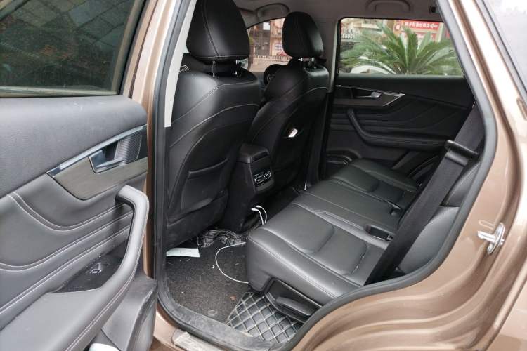Used JETOUR X70S 2019 1.5T Automatic ZHENG TU Version China V Standard Left Rear Seat