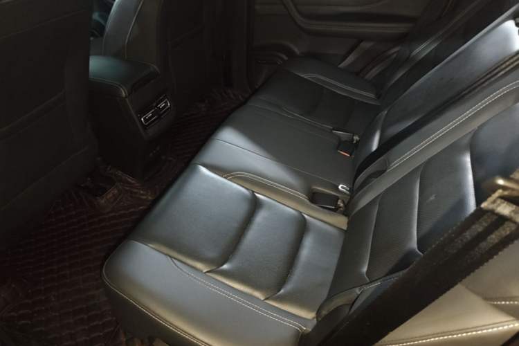 Used JETOUR X70S 2019 1.5T Automatic Explore Edition China V Standard Left Rear Seat