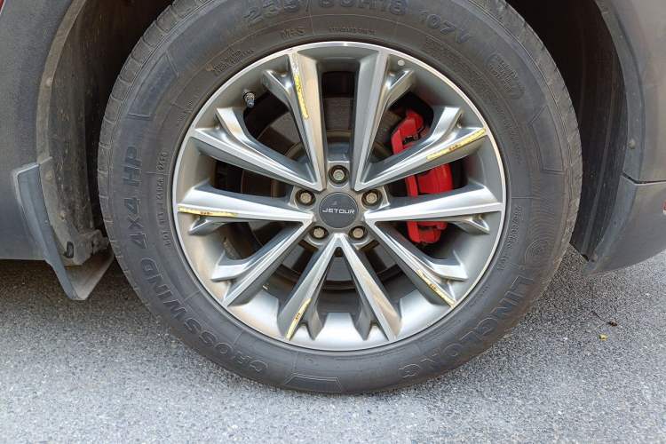 Used JETOUR X70S 2019 1.5T DCT Explore Edition 7-Seater Right Front Wheel Hub