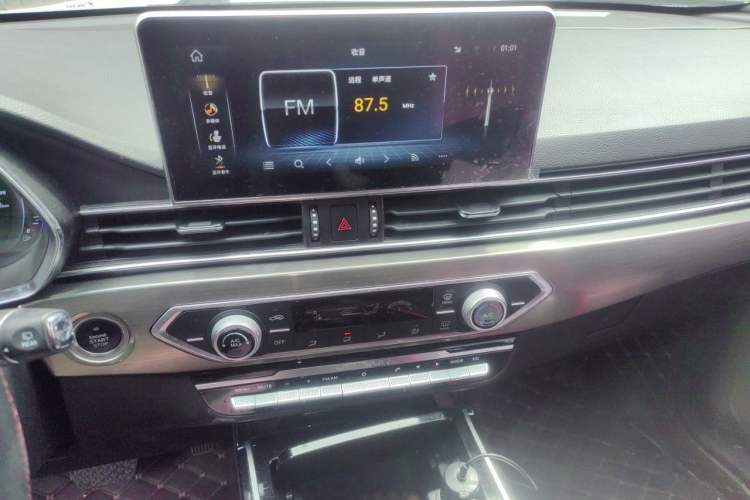 Used JETOUR X70S 2019 1.5T Automatic Explore Edition China V Standard Audio And AC Panel