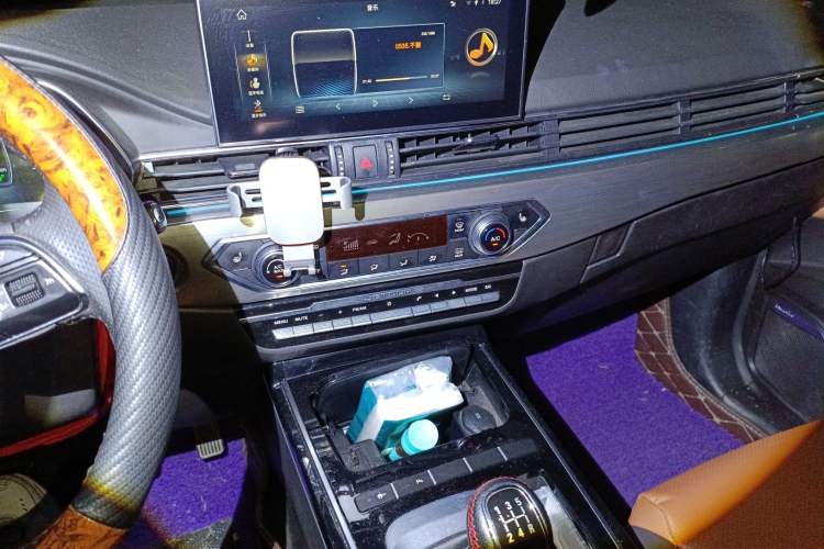 Used JETOUR X70S 2019 1.5T Manual ZHENG TU Version China V Standard Audio And AC Panel