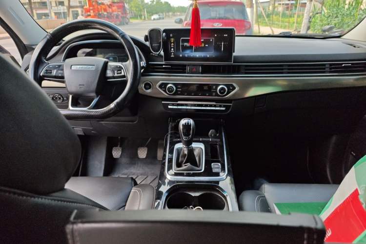 Used JETOUR X70S 2019 1.5T Manual ZHENG TU Version China V Standard Center Console