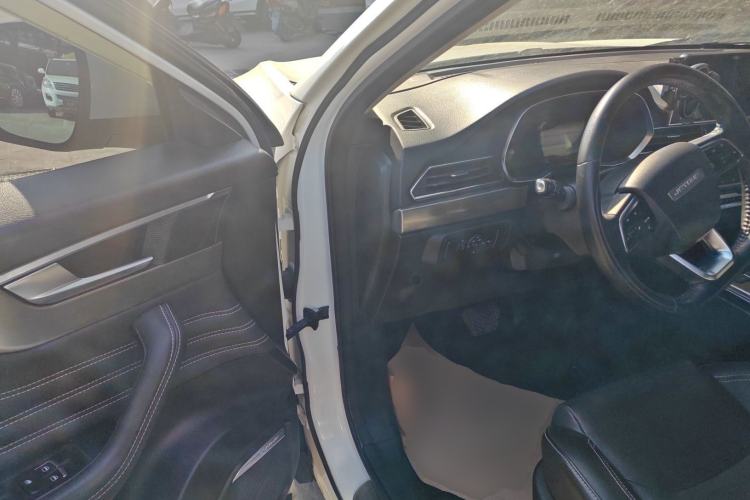 Used JETOUR X70S 2019 1.5T DCT Tundra Edition 5 Seats Driver Seat