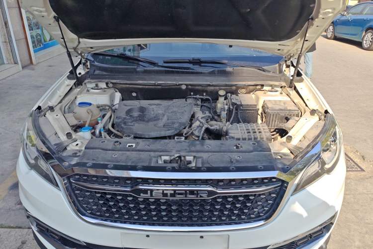 Used JETOUR X70S 2019 1.5T DCT Tundra Edition 5 Seats Engine Bay