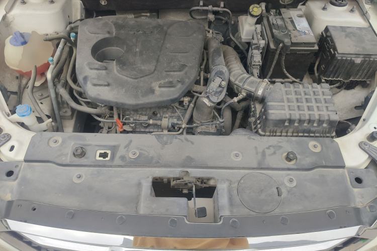 Used JETOUR X70S 2019 1.5T Manual Explore Edition China V Standard Engine Bay