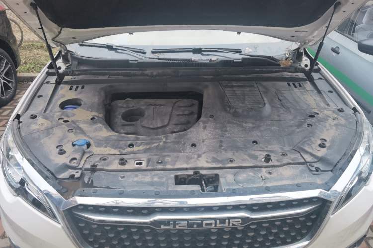 Used JETOUR X70S 2019 1.5T DCT Zongtu Edition 5 Seats Engine Bay