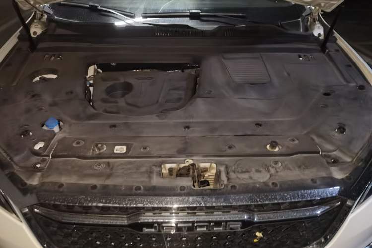 Used JETOUR X70S 2019 1.5T DCT Explore Edition 7-Seater Engine Bay