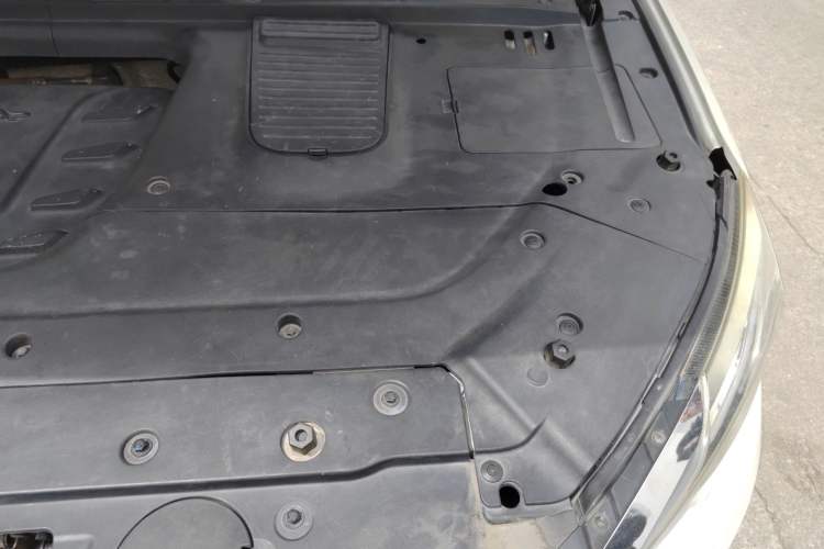 Used JETOUR X70S 2019 1.5T Automatic Tundra Version China V Standard Engine Bay Left