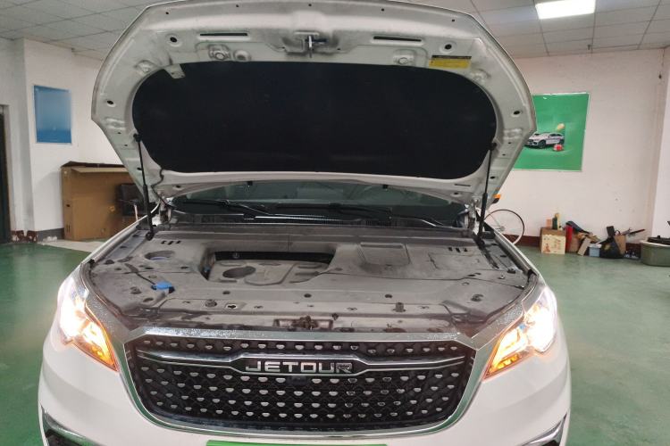 Used JETOUR X70S 2019 1.5T Automatic Explore Edition China V Standard Engine Bay