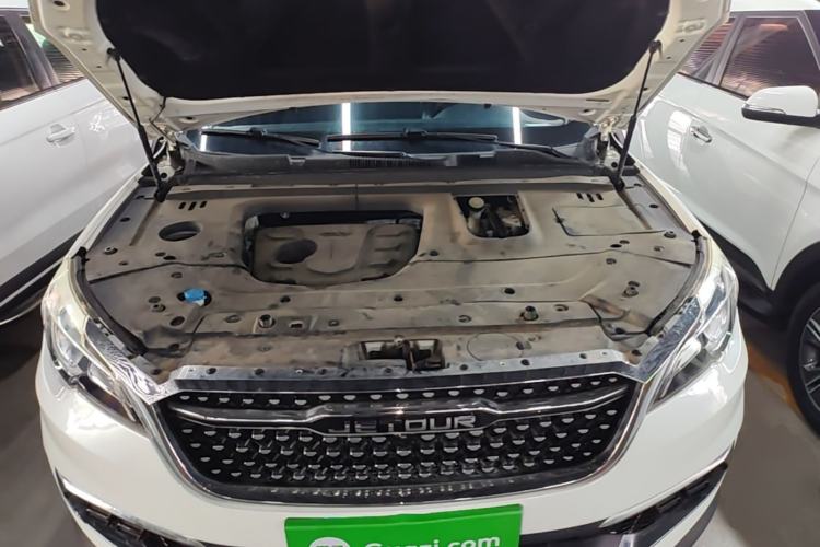 Used JETOUR X70S 2019 1.5T Manual Explore Edition China V Standard Engine Bay