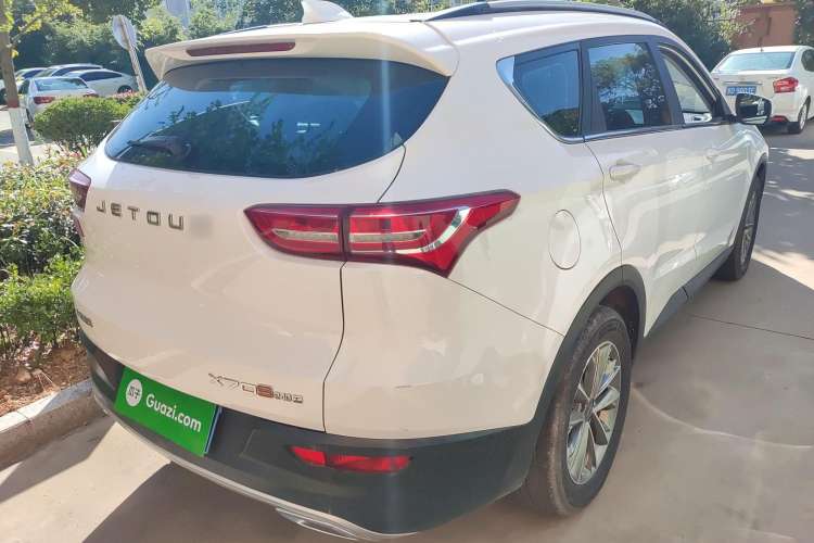 Used JETOUR X70S 2019 1.5T Manual Explore Edition China V Standard Exterior 3