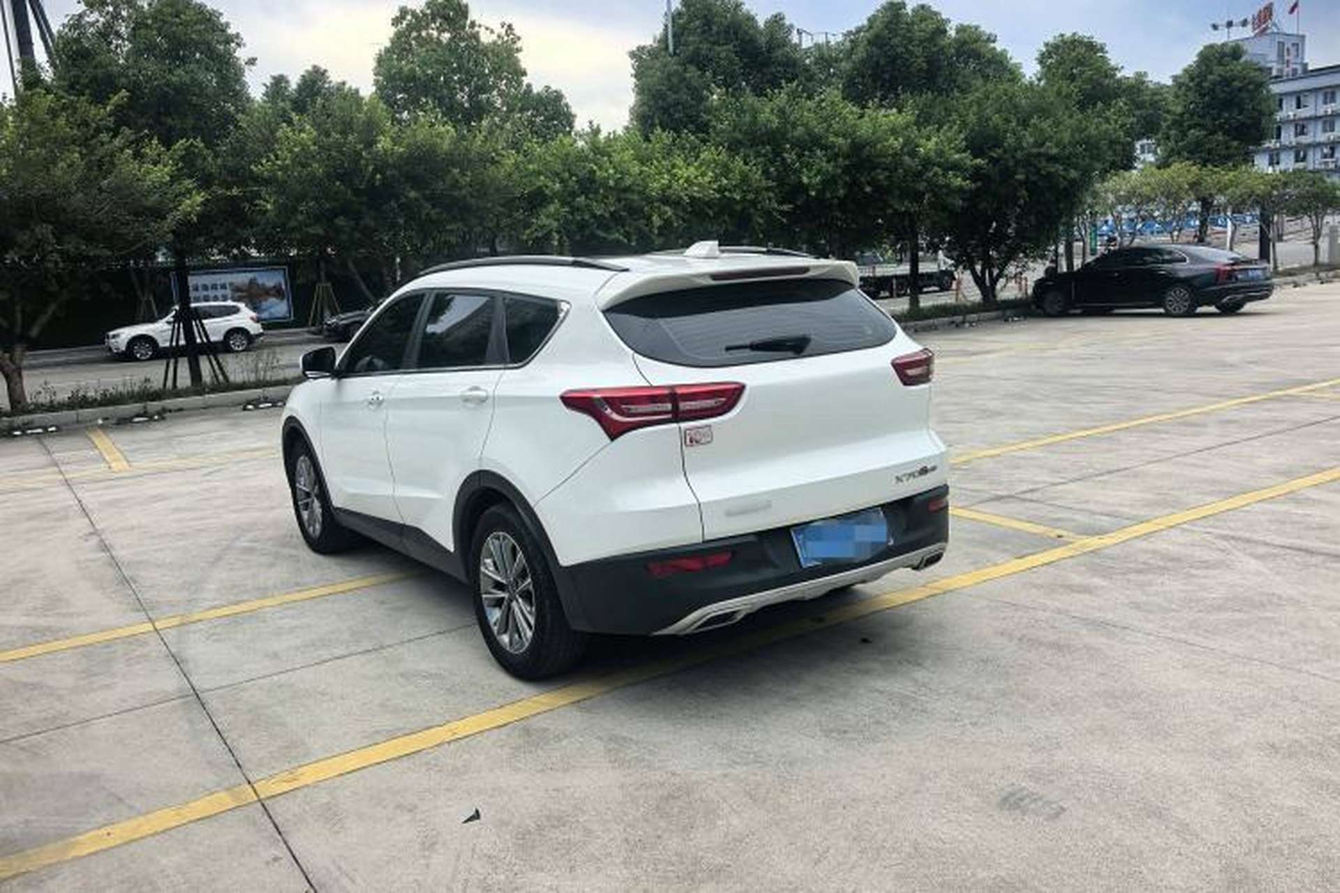 Used JETOUR X70S 2019 1.5T Manual Explore Edition China V Standard Exterior 4