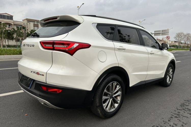 Used JETOUR X70S 2019 1.5T DCT Explore Edition 6 Seats Exterior 5