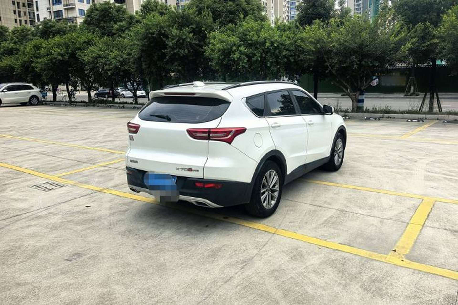 Used JETOUR X70S 2019 1.5T Manual Explore Edition China V Standard Exterior 6