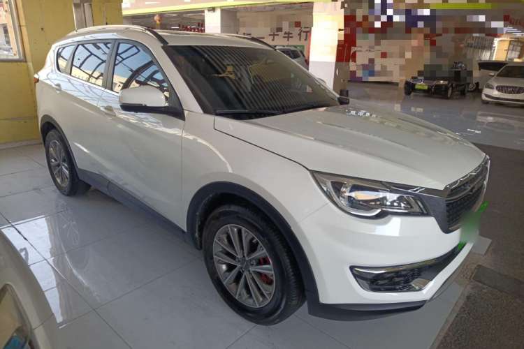Used JETOUR X70S 2019 1.5T Manual Explore Edition China V Standard Front Right 45 Deg