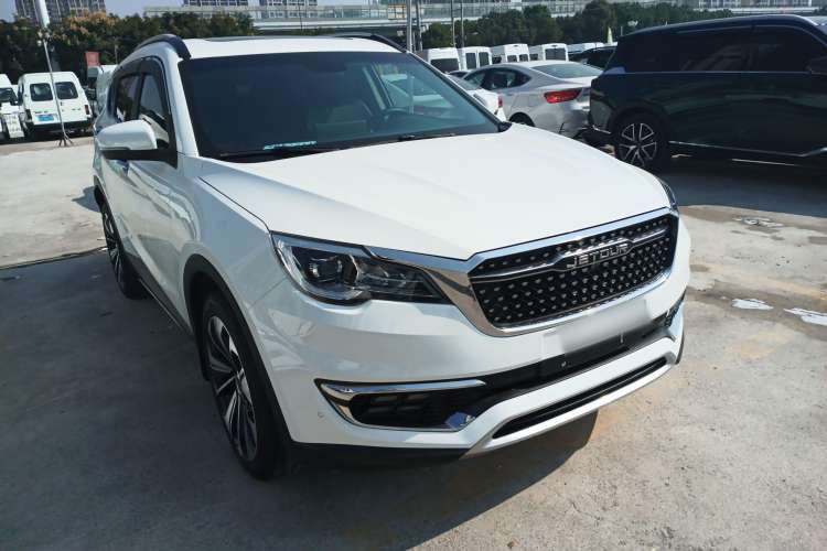 Used JETOUR X70S 2019 1.5T Automatic ZHENG TU Version China V Standard Front Right 45 Deg