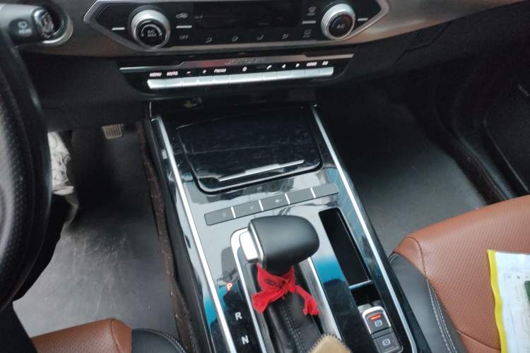 Used JETOUR X70S 2019 1.5T Automatic Explore Edition China V Standard Gear Lever