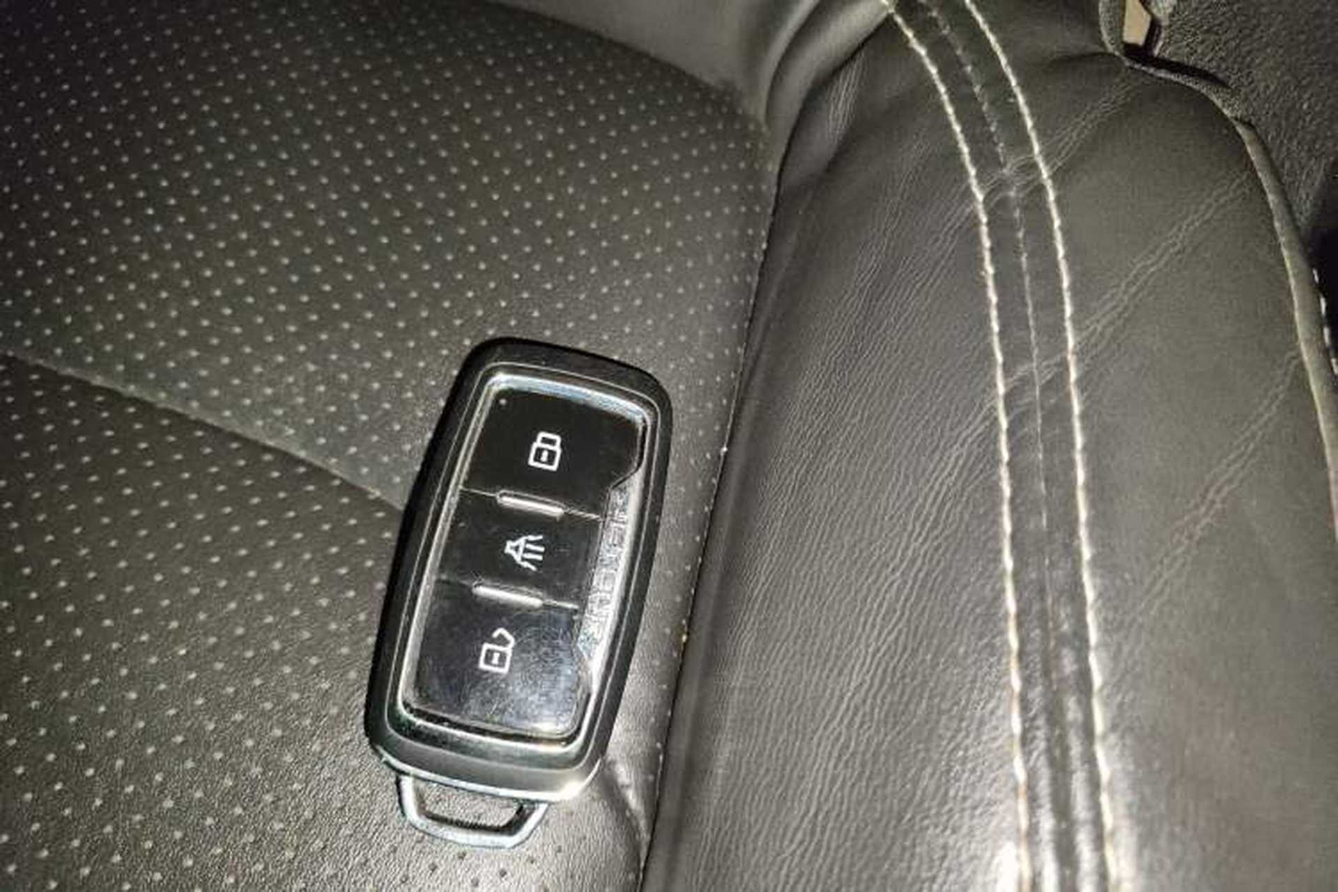 Used JETOUR X70S 2019 1.5T Manual Explore Edition China V Standard Interior 1