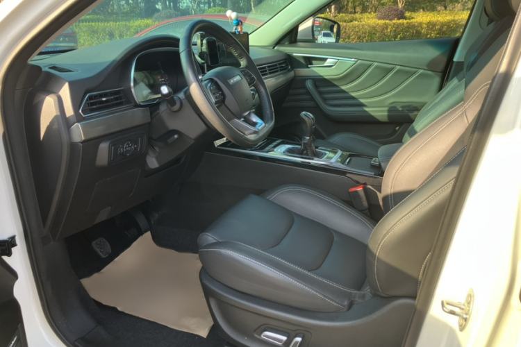 Used JETOUR X70S 2019 1.5T Manual ZHENG TU Version China V Standard Interior 2