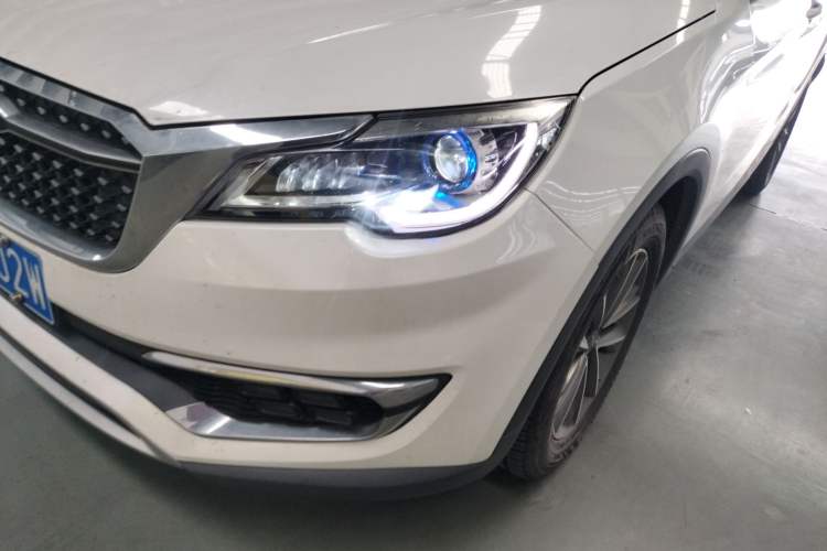 Used JETOUR X70S 2019 1.5T DCT Explore Edition 6 Seats Left Front Headlight