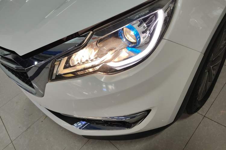 Used JETOUR X70S 2019 1.5T Manual Explore Edition China V Standard Left Front Headlight