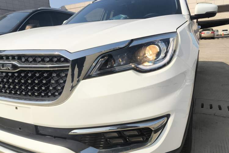 Used JETOUR X70S 2019 1.5T Automatic Explore Edition China V Standard Left Front Headlight
