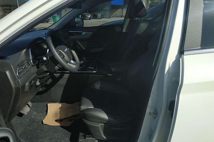 Used JETOUR X70S 2019 1.5T DCT Explore Edition 5 Seats Left Front Seat