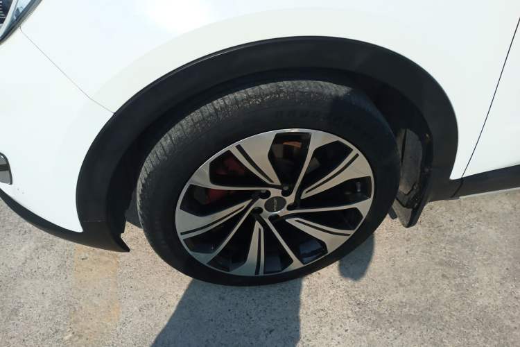 Used JETOUR X70S 2019 1.5T Automatic ZHENG TU Version China V Standard Left Front Wheel Hub