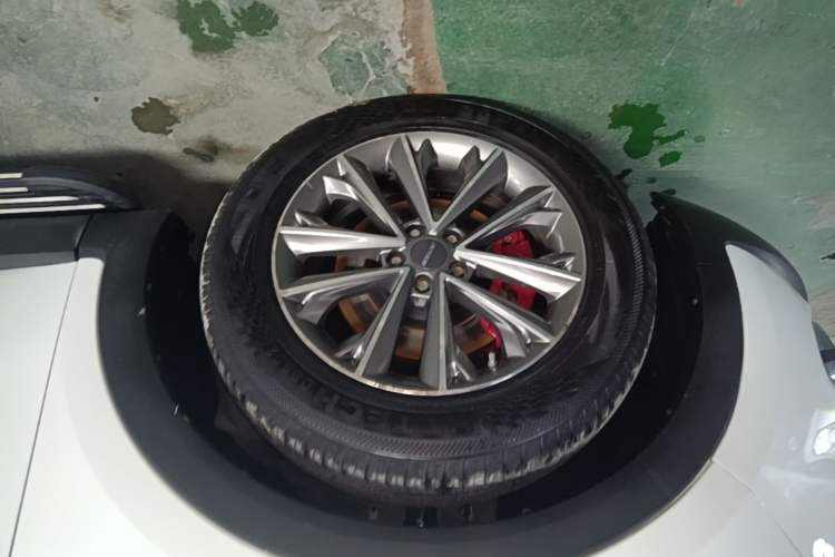 Used JETOUR X70S 2019 1.5T Automatic Explore Edition China V Standard Left Front Wheel Hub
