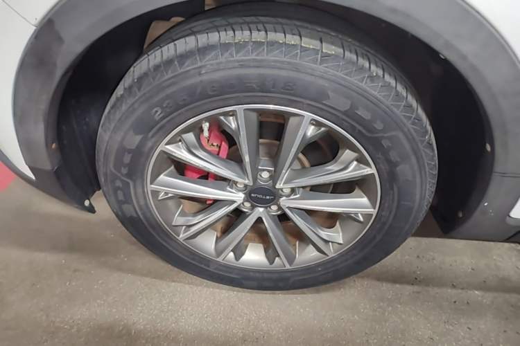Used JETOUR X70S 2019 1.5T Manual Explore Edition China V Standard Left Front Wheel Hub